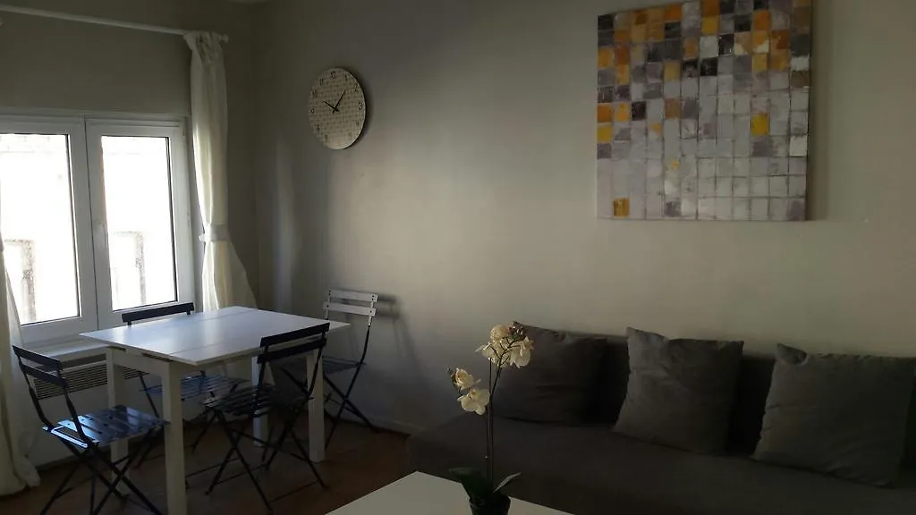 Central Yellow Apartment  Brussels